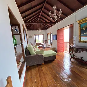 casa-ayane.in-canary-islands.com/